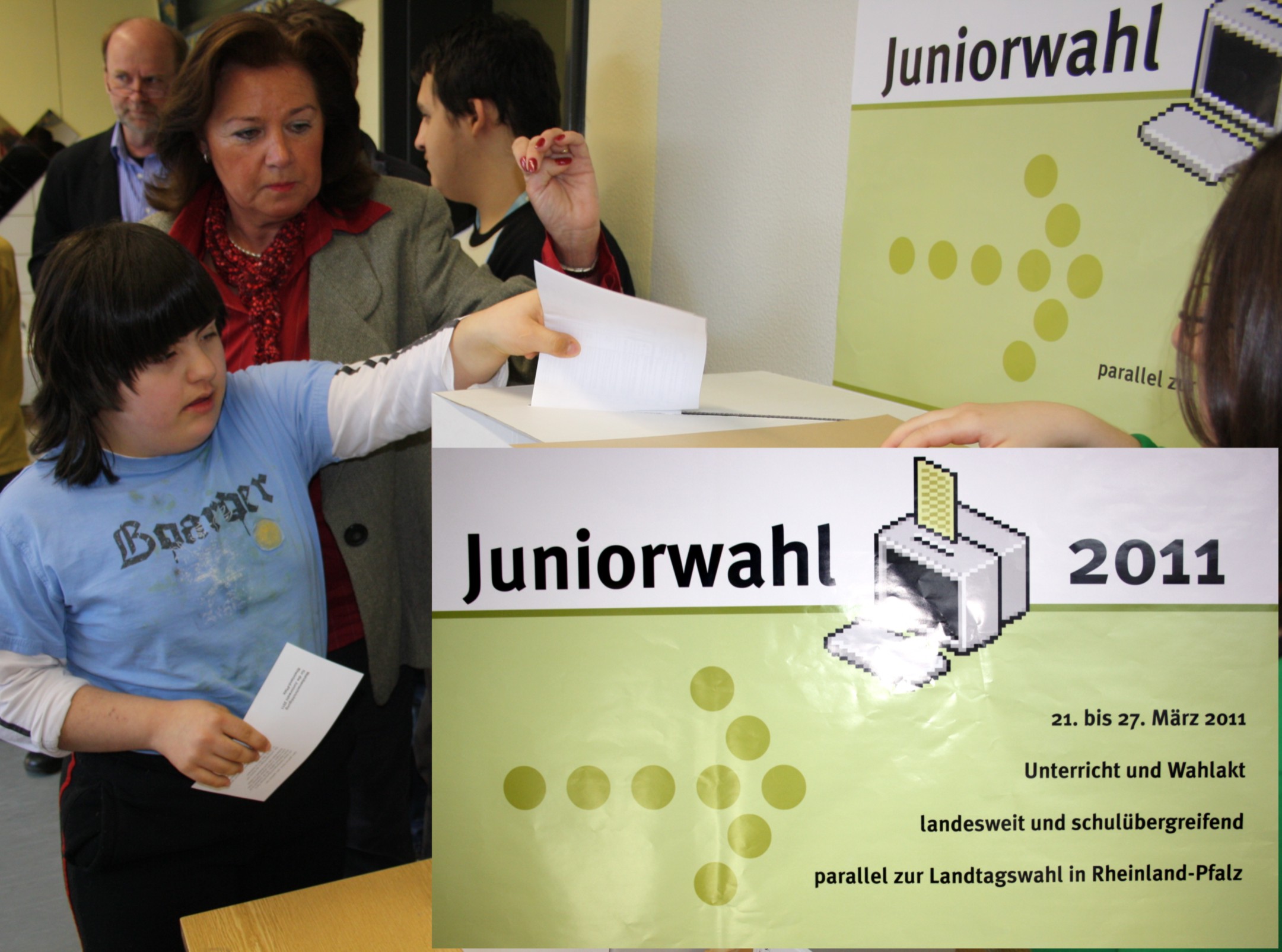 https://www.georgens-schule.de/fileadmin/upload/ARCHIV-Dateien/Schuljahre-05-15/Aktuell11/17-Juniorwahl/Wahl-2011-01.jpg